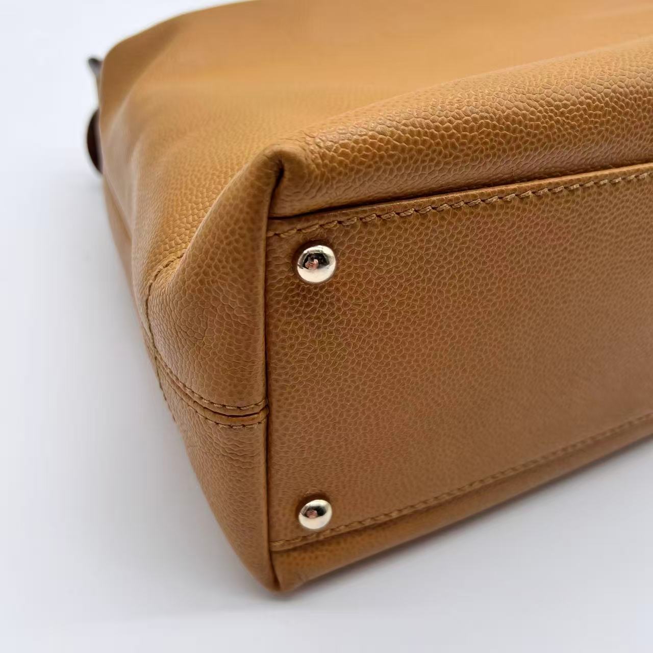 Caviar CC Wood Chain Hobo Maize