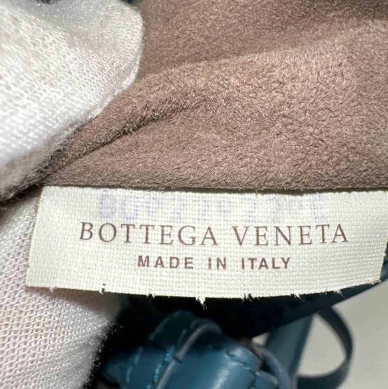 Bottega Veneta Intrecciato Nappa Small Roma Bag B24201