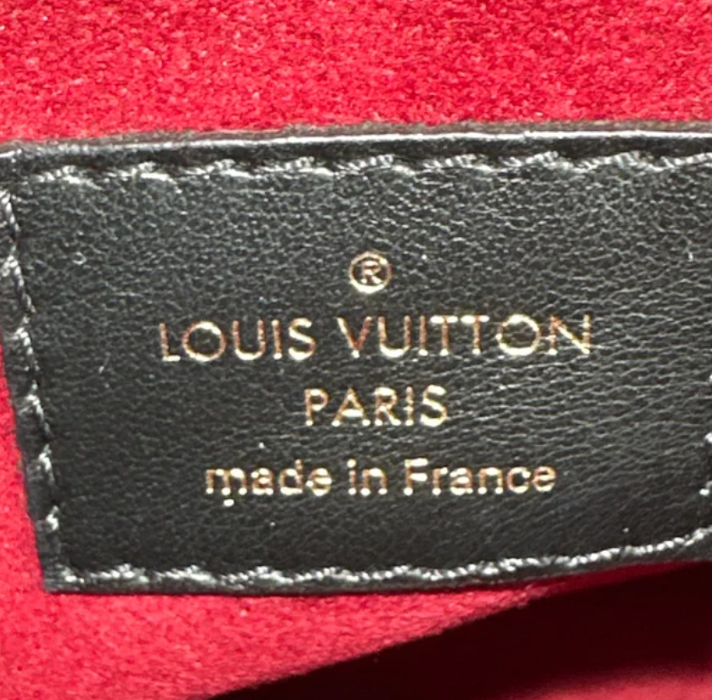 Louis Vuitton Monogram Passy Chain Shoulder Bag B24160