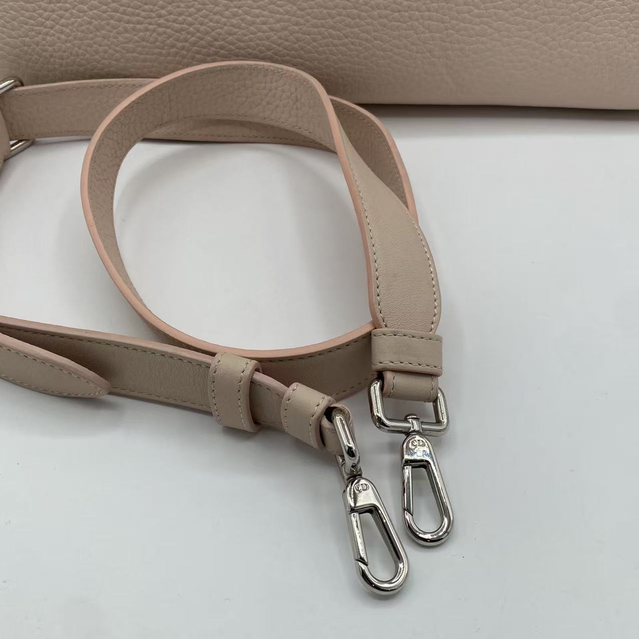 Beige Pebbled Leather Large Diorever Bag