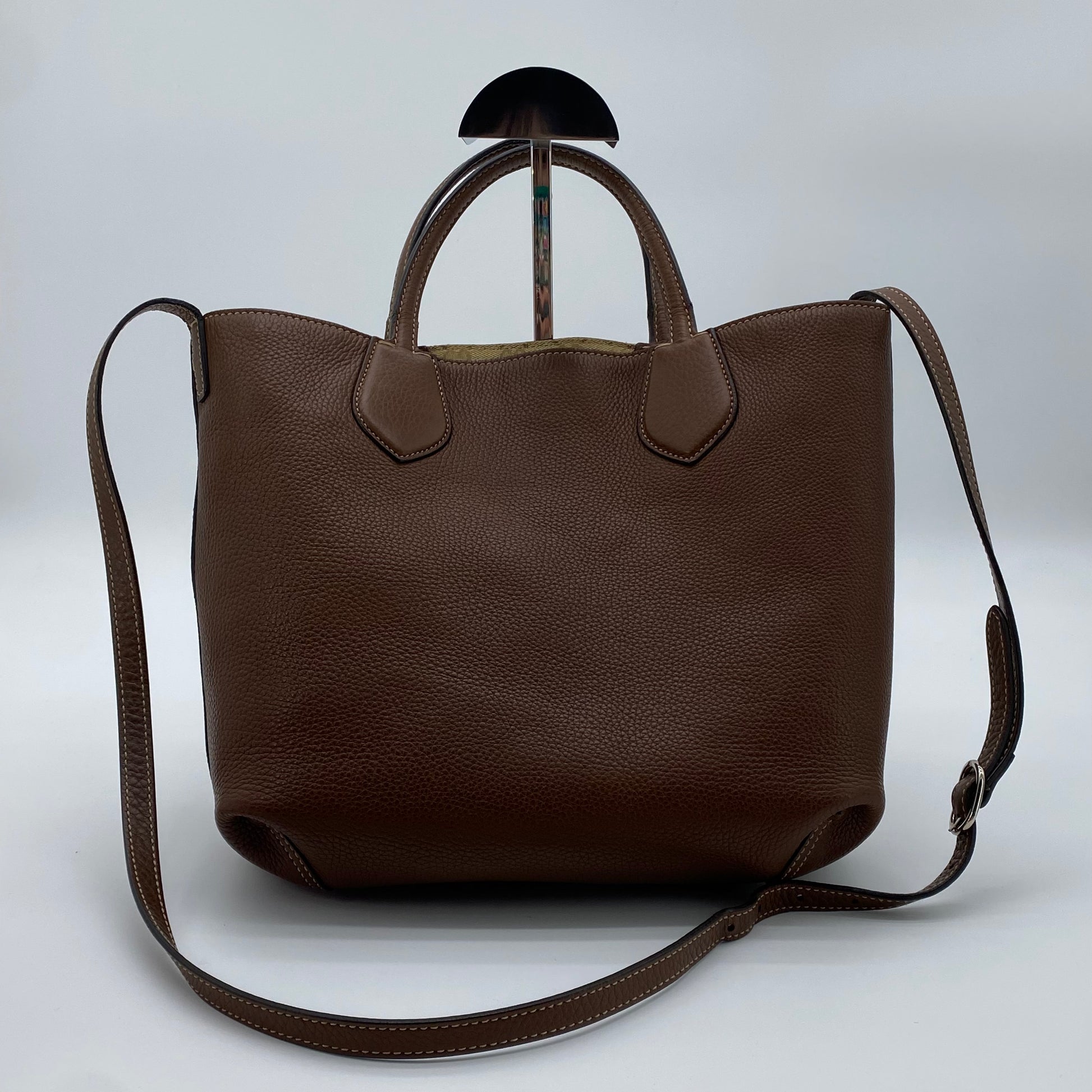 Ramble Reversible Tote GG Canvas and Leather Medium