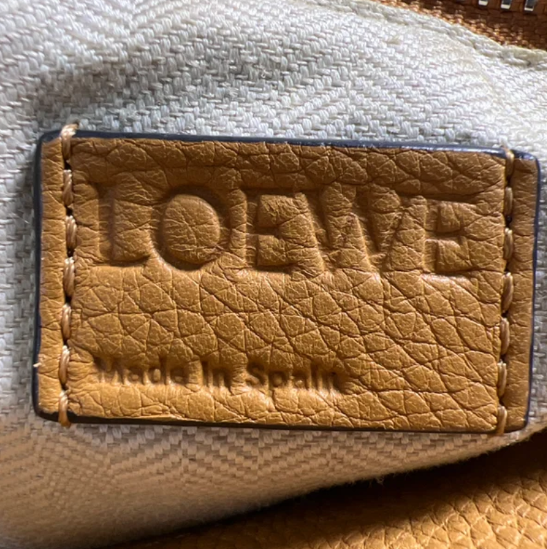 Loewe Puzzle Bag B24210