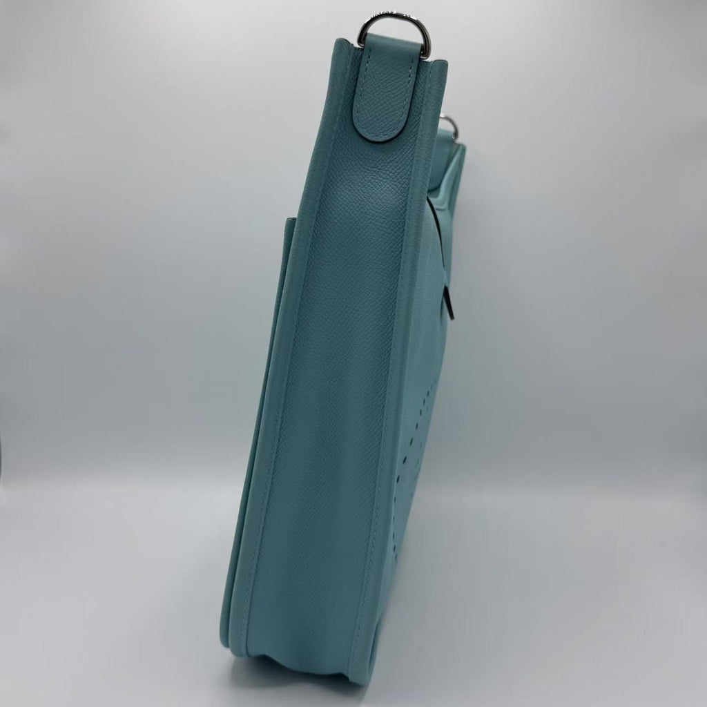Hermes  Taurillon Clemence Evelyne III PM Bleu Atoll