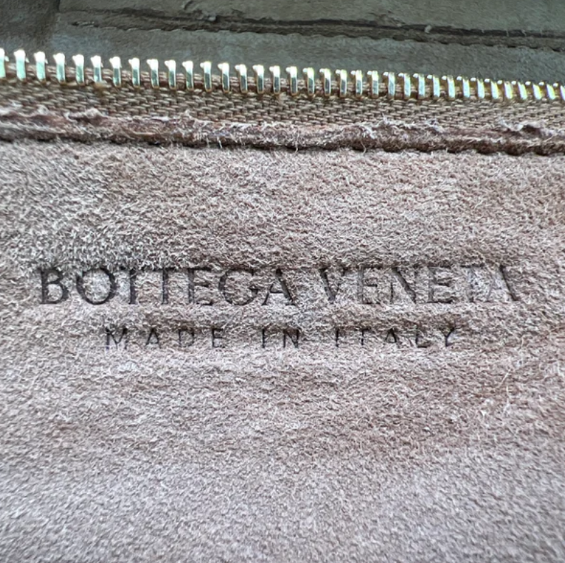 French Calfskin Maxi Intrecciato Small Arco Wood B24120