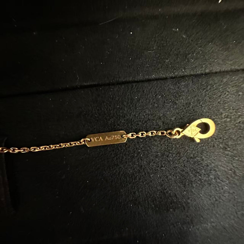 VCA Red Alhambra pendant