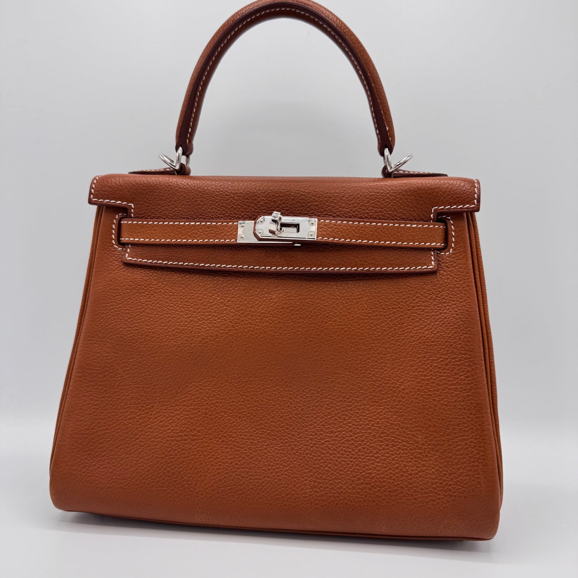 Kelly Handbag Fauve Barenia Faubourg with Palladium Hardware 25(Z Stamp Year 2021)