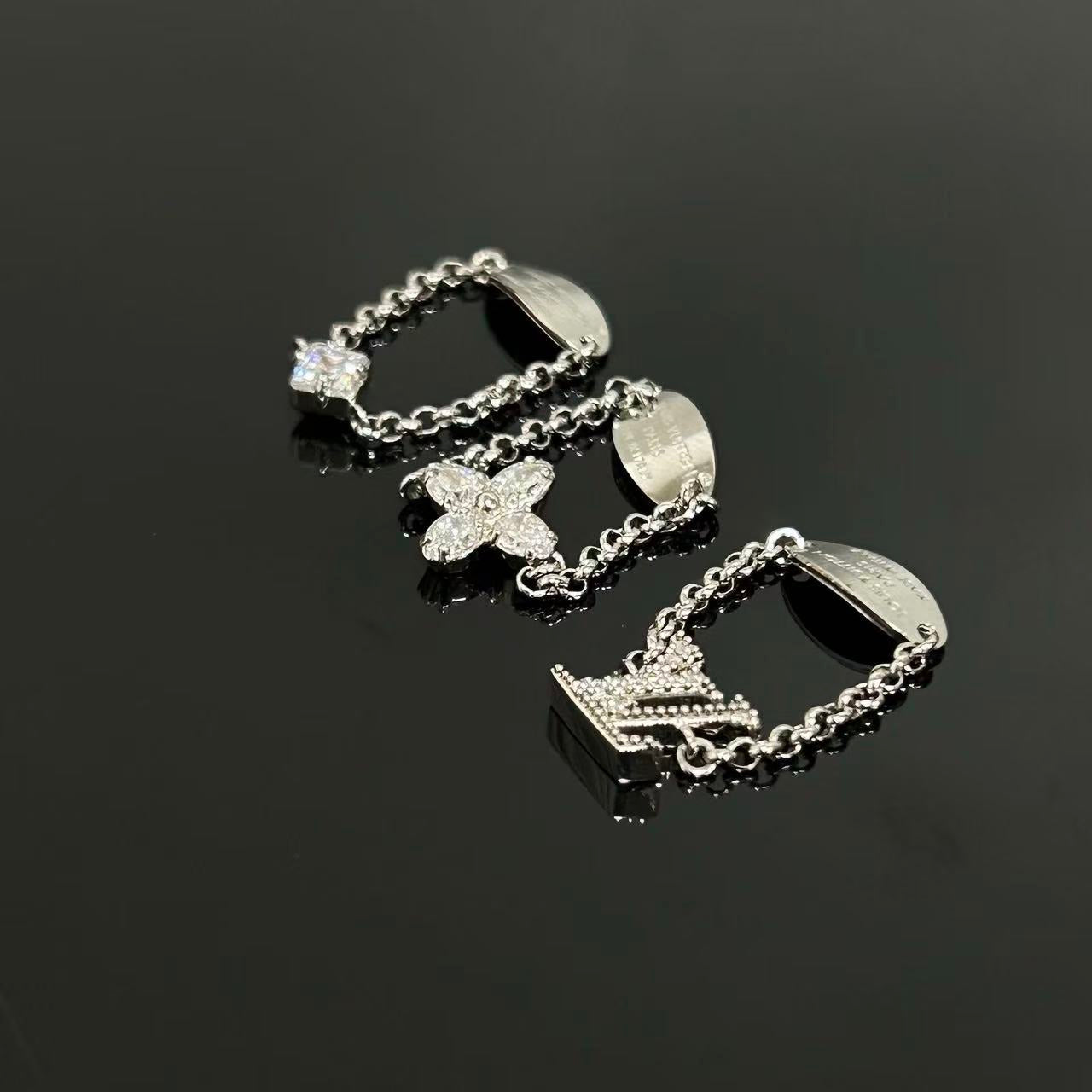 LOUIS VUITTON Lady V 3in1 Ring Set twins LDZ330