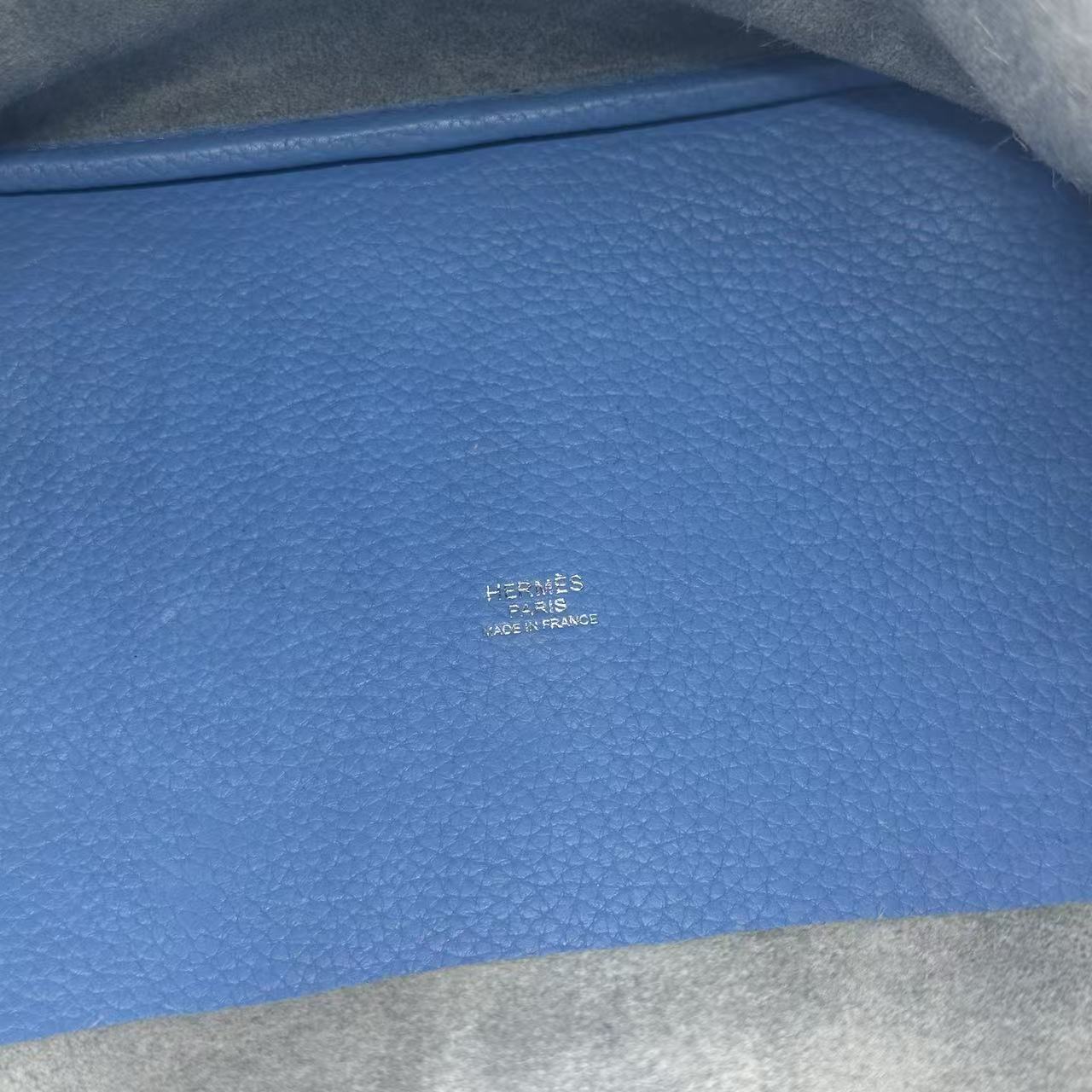 Picotin 22 Togo Leather Palladium Hardware 2T Blue Paradise