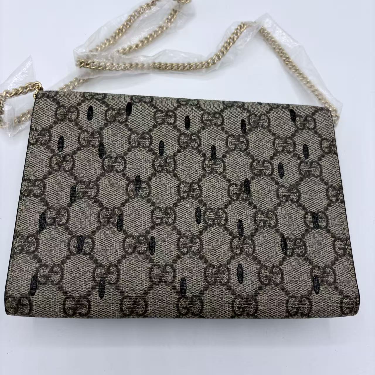 GG Supreme Shoulder Bag