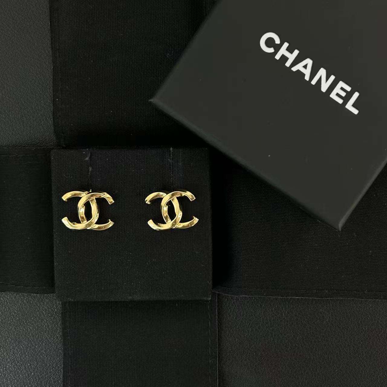CC Stud Earrings Metal Gold Twins LDJ3474