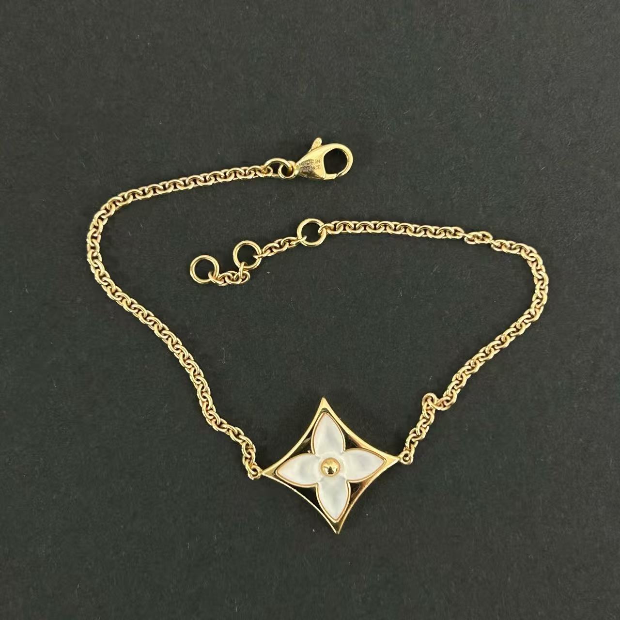Color Blossom star bracelet, pink gold and white mother-of-pearl LDZ0091
