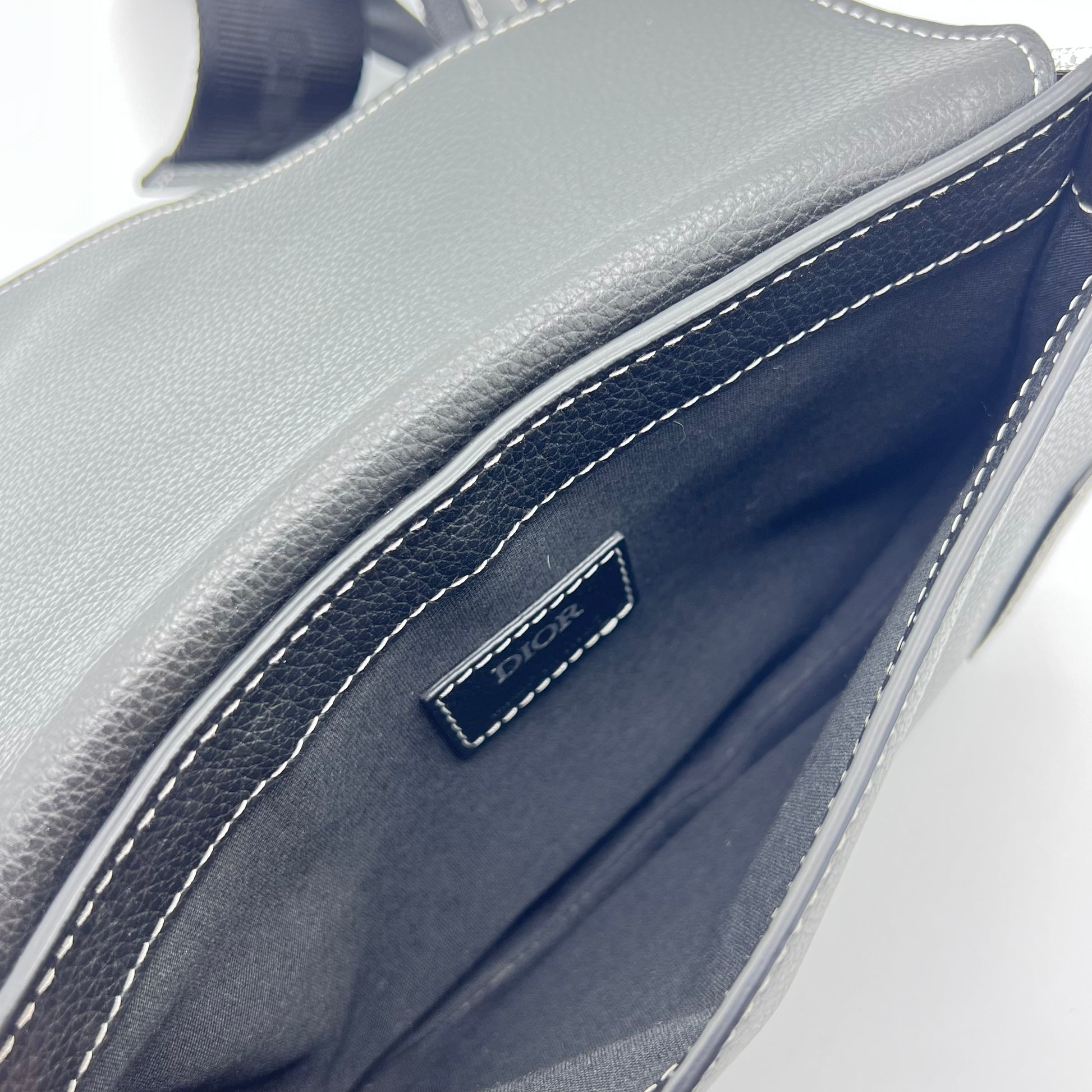 Leather Saddle Messenger Bag