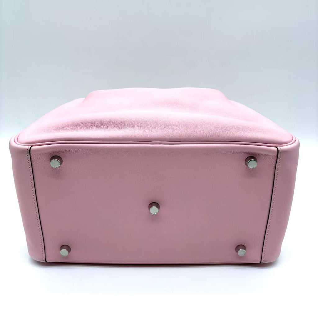 Lindy 30 shoulder bag in Rose Sakura Swift leather