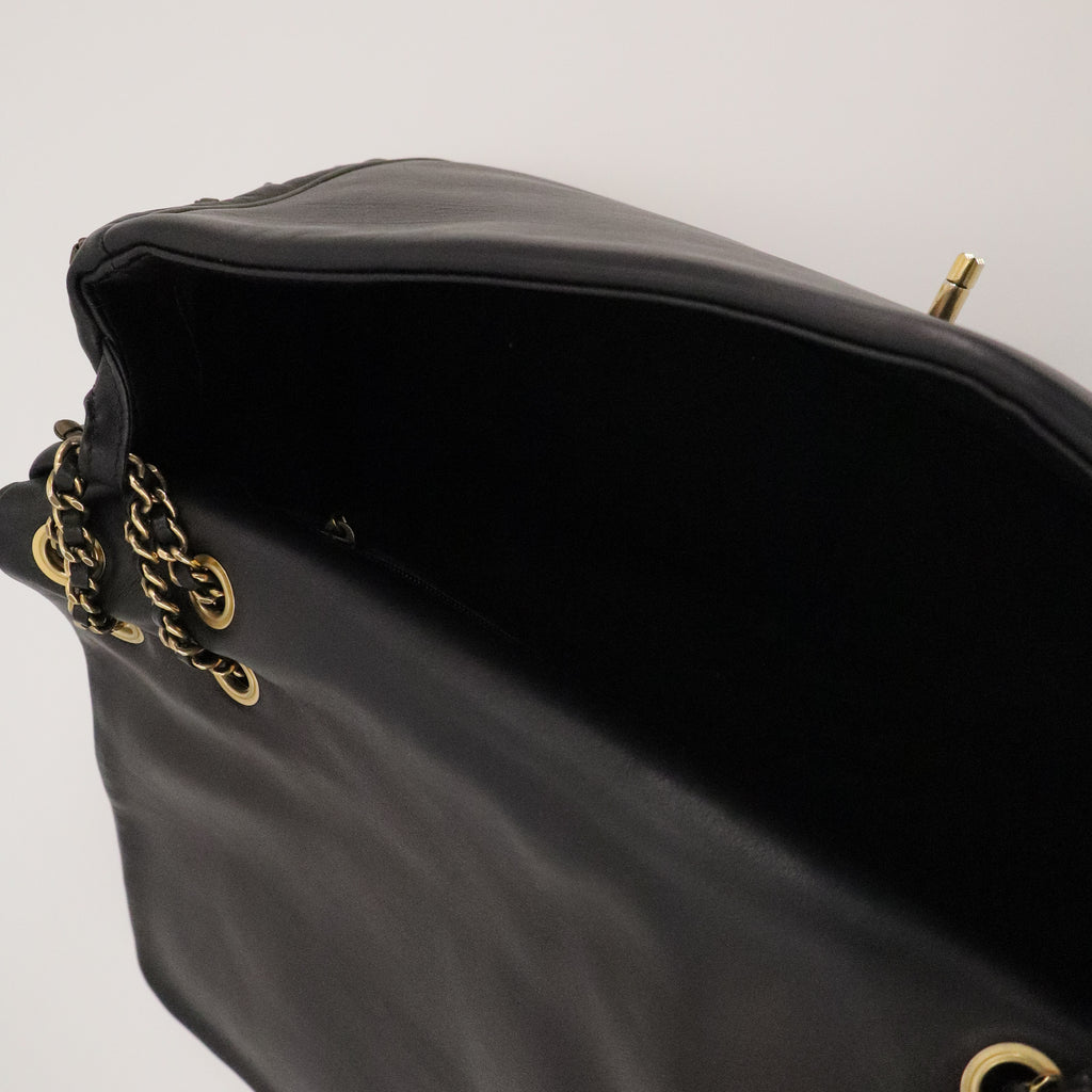 Limited Edition Chic Knot Flap Bag Lambskin Medium Gold Hardware Twins