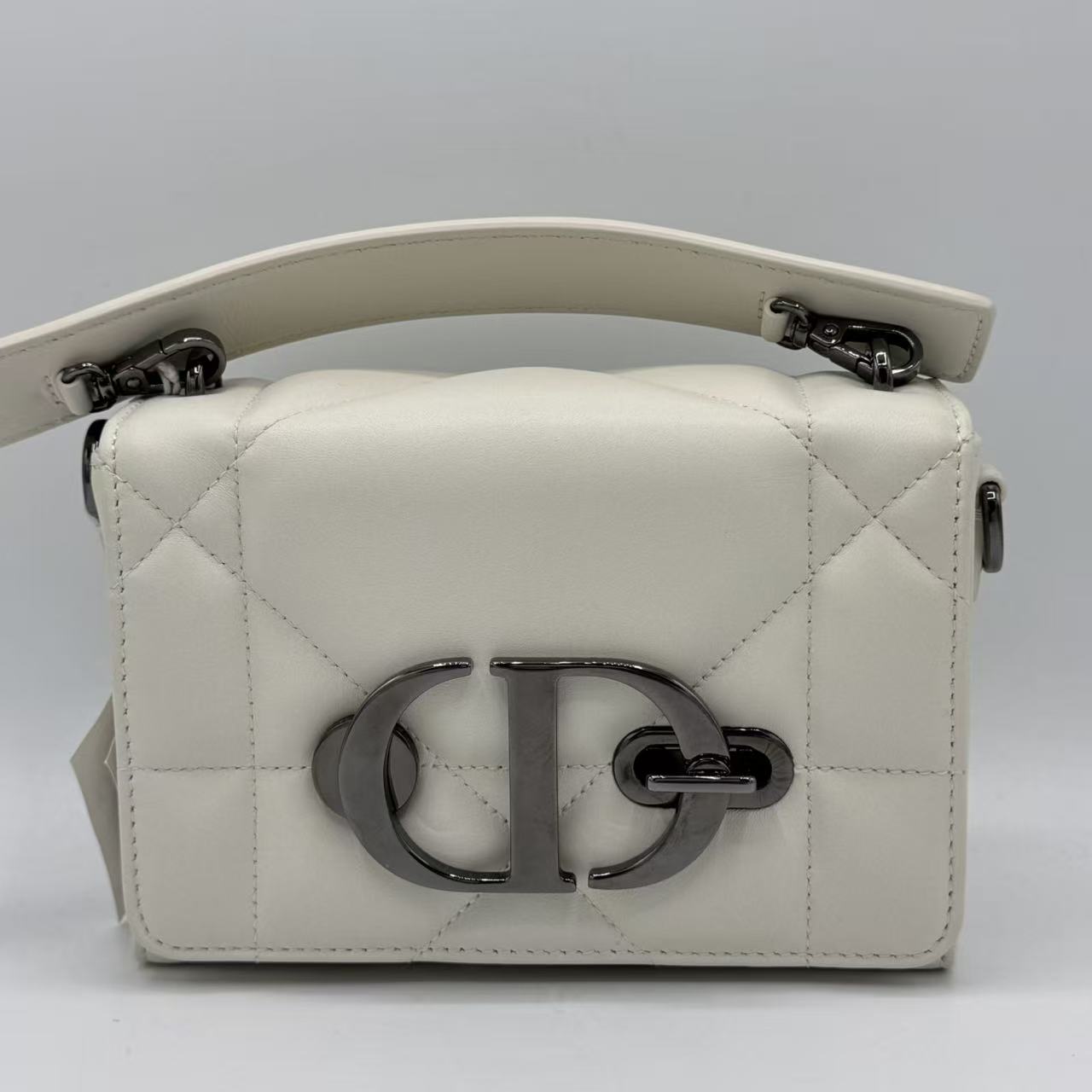 Caro Bag Padded Macrocannage Quilt Calfskin Small