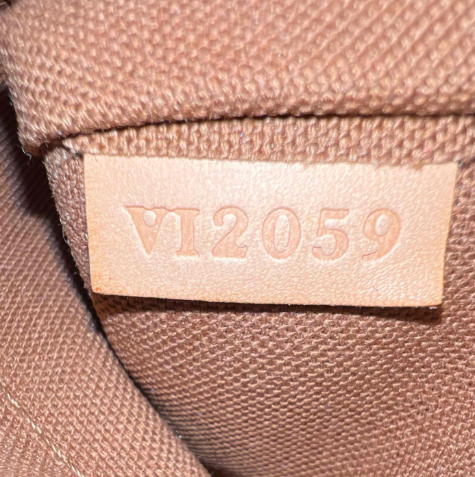 Louis Vuitton Monogram Odeon MM B24426