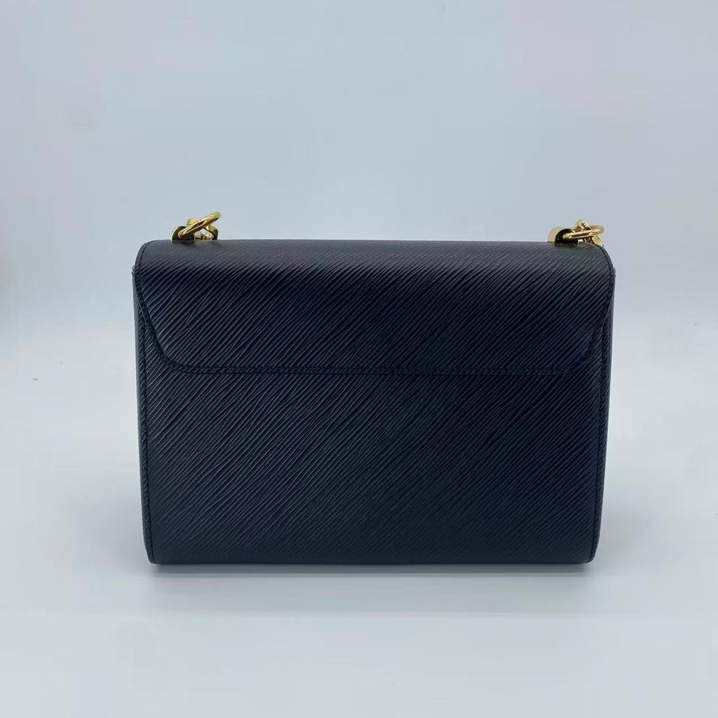 Twist MM Chain Bag