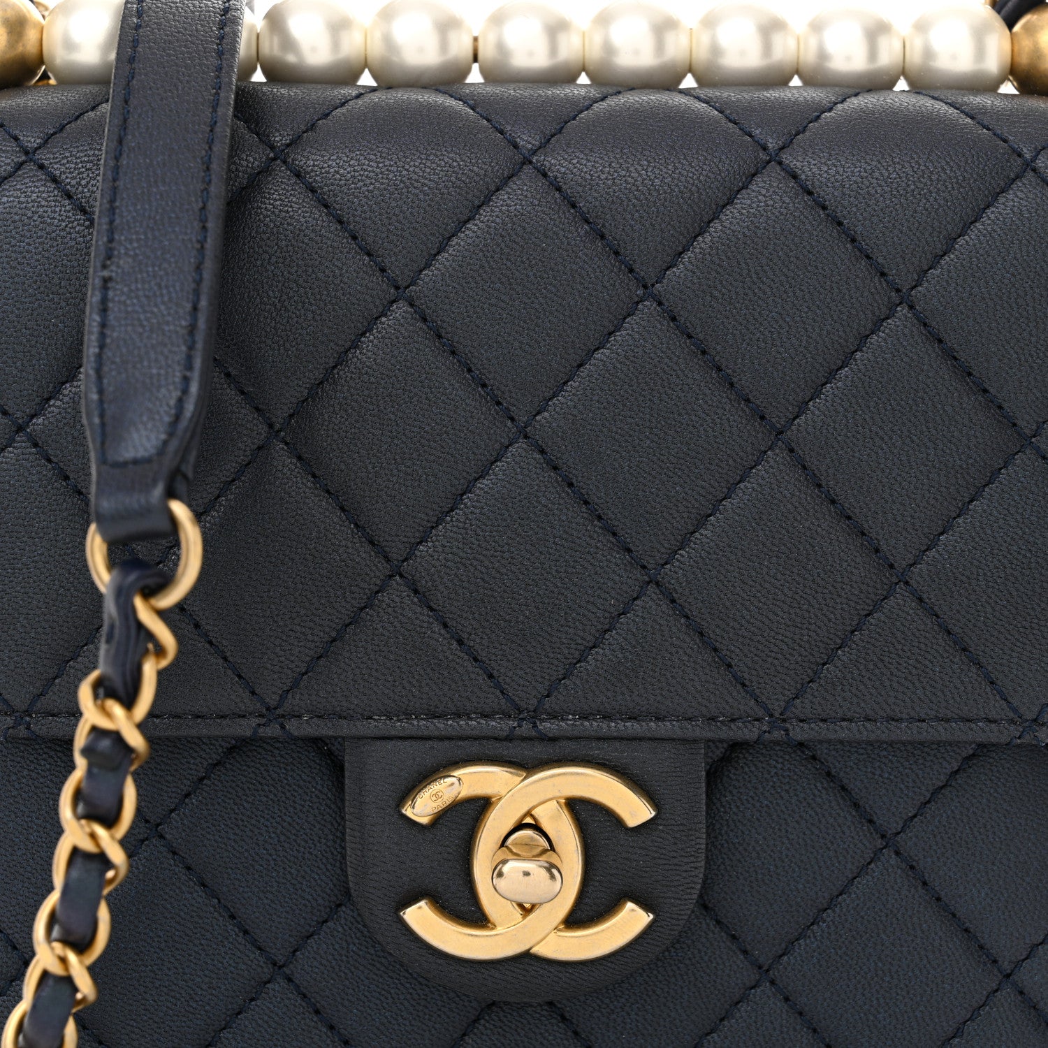 Iridescent Lambskin Quilted Chic Pearls Flap twins