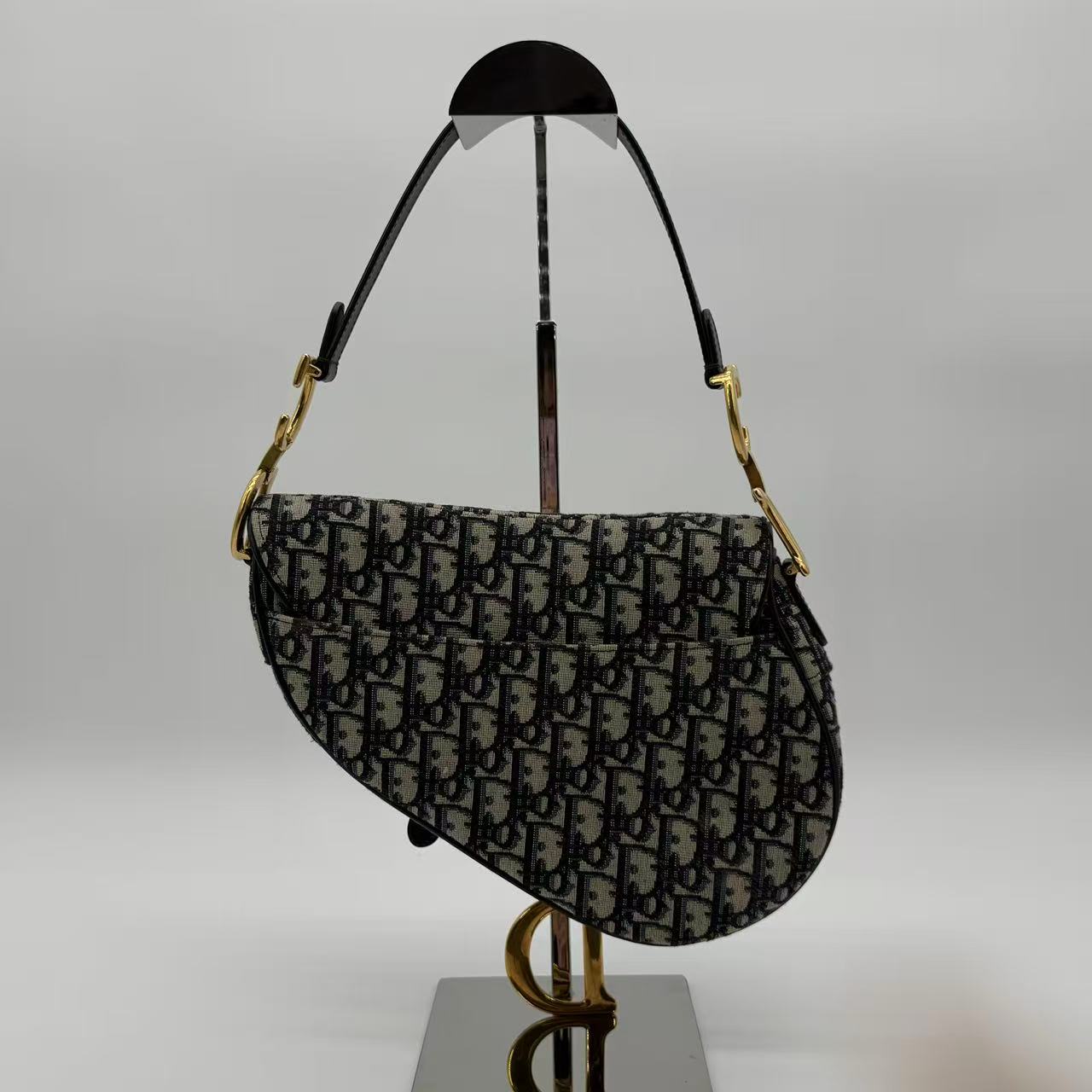 Saddle Handbag Oblique Canvas Medium