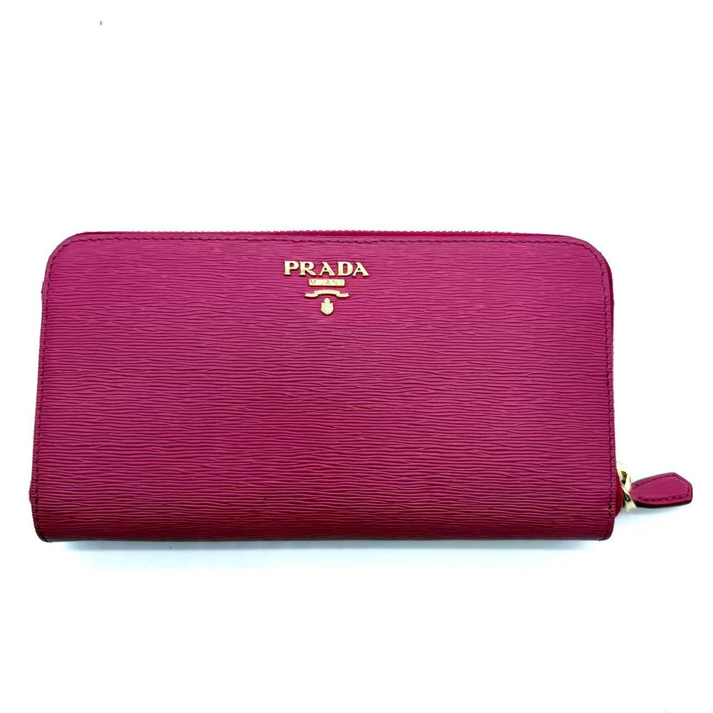Saffiano leather Pink Leather wallet