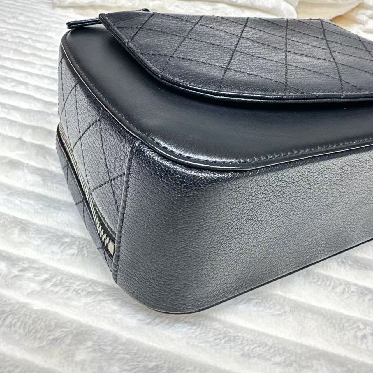 black goatskin leather coco curve small vanity case