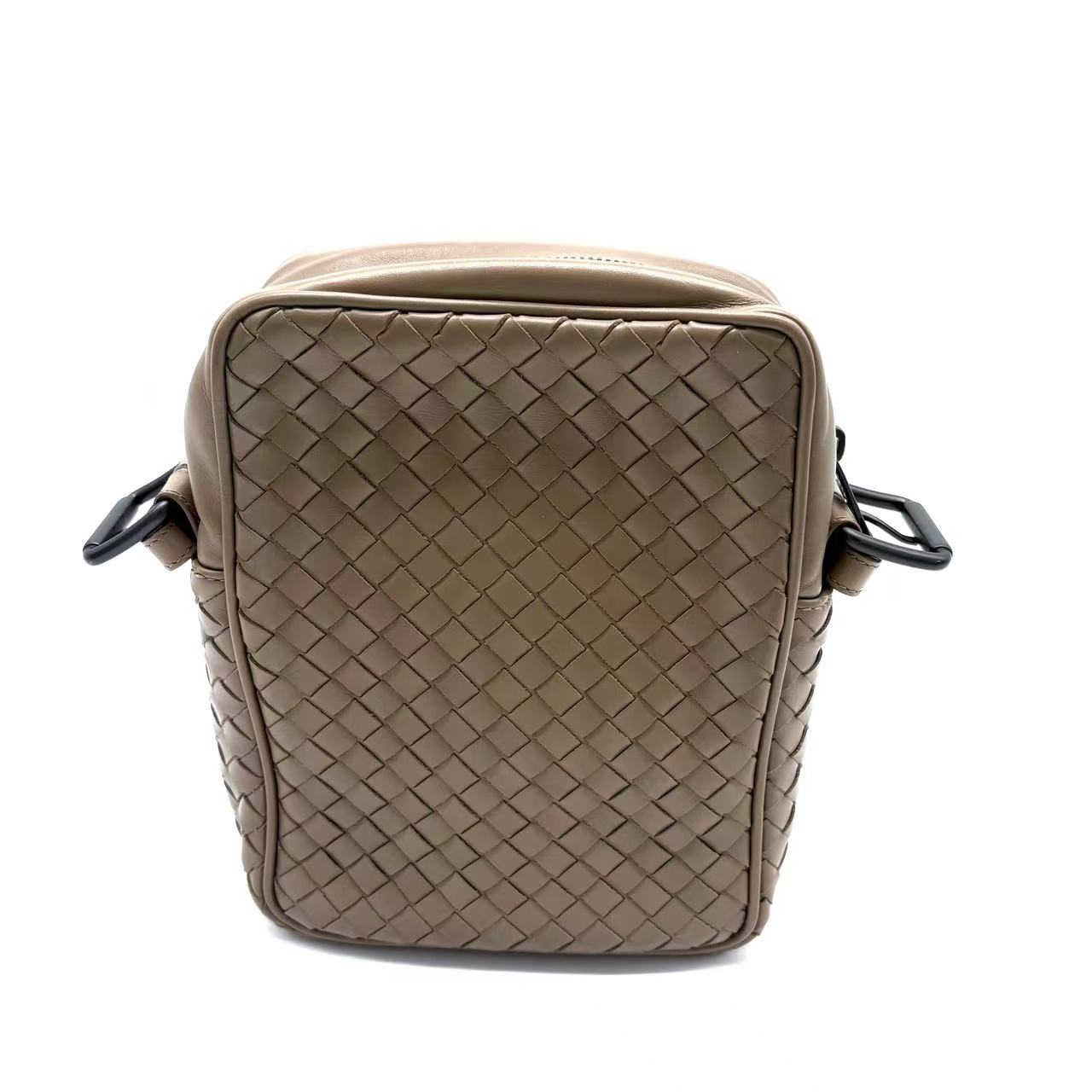 Large Intrecciato Messenger