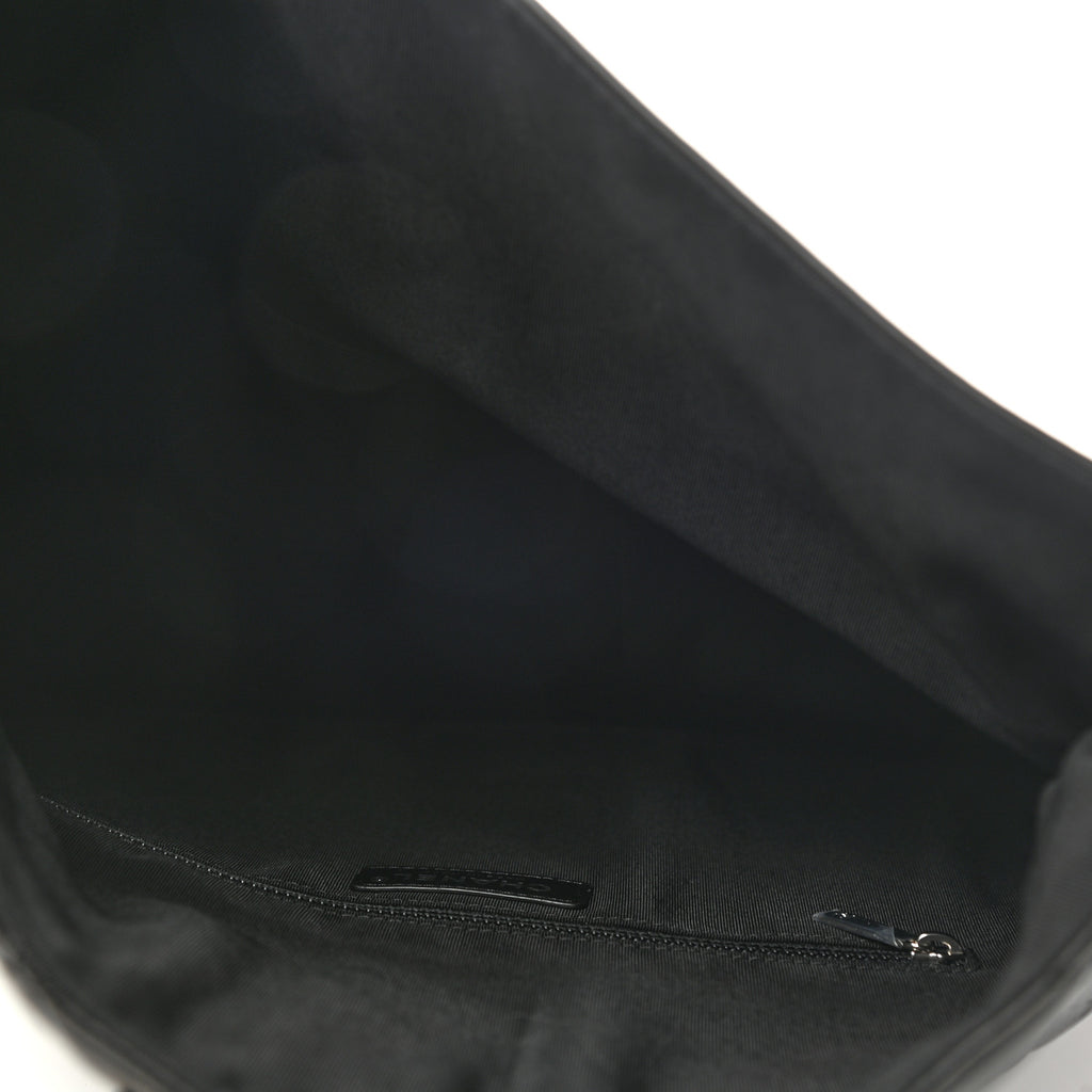 Lambskin Quilted Grip Clutch Black twins