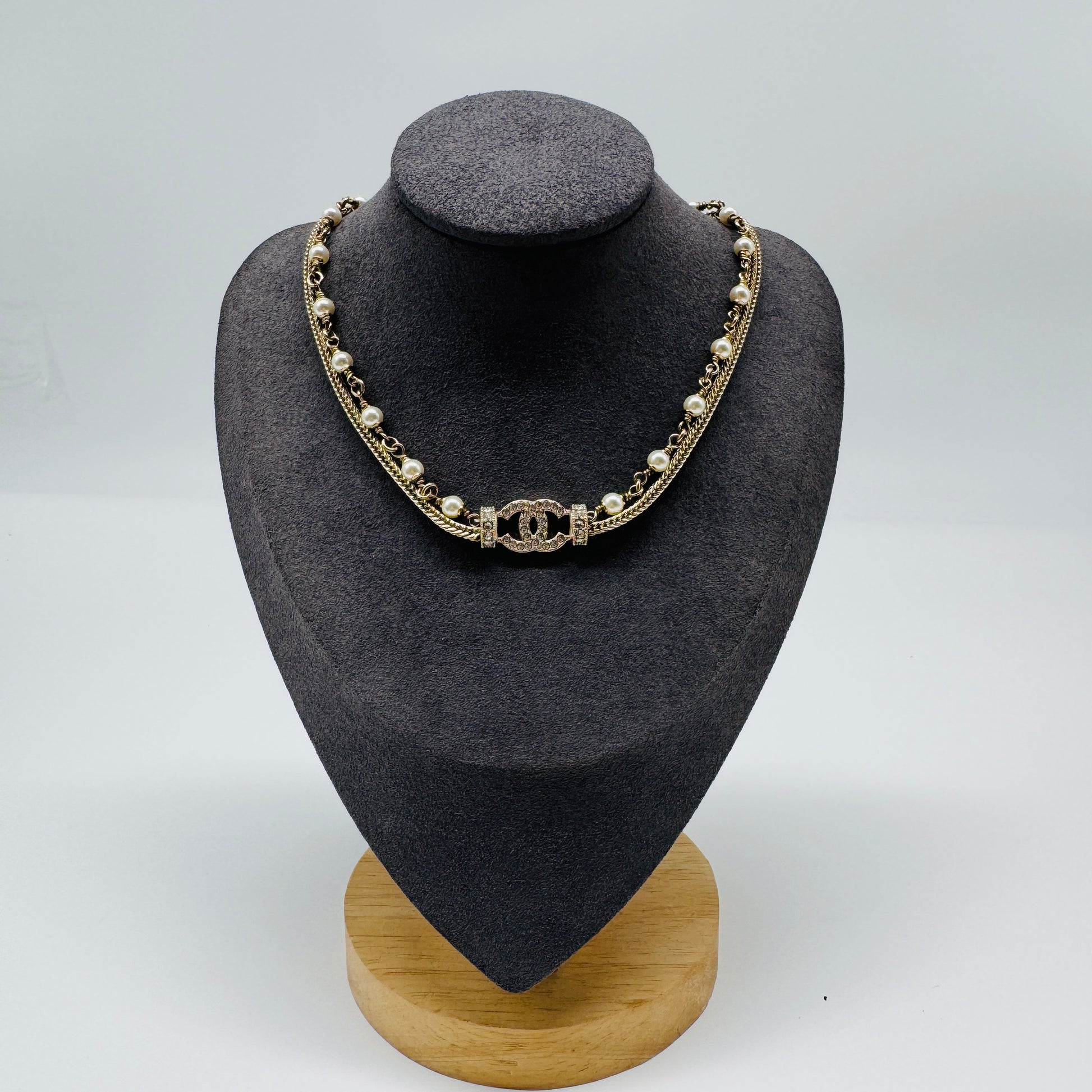 Chanel Interlocking CC Strass Double-Strand Pearl and Snake Chain Choker Necklace Twins LDJ4162