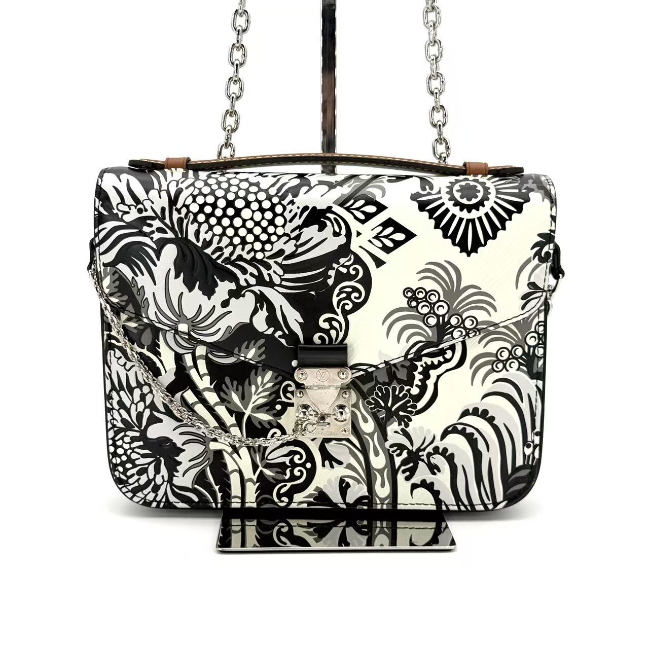 Pochette Metis LDM-1330