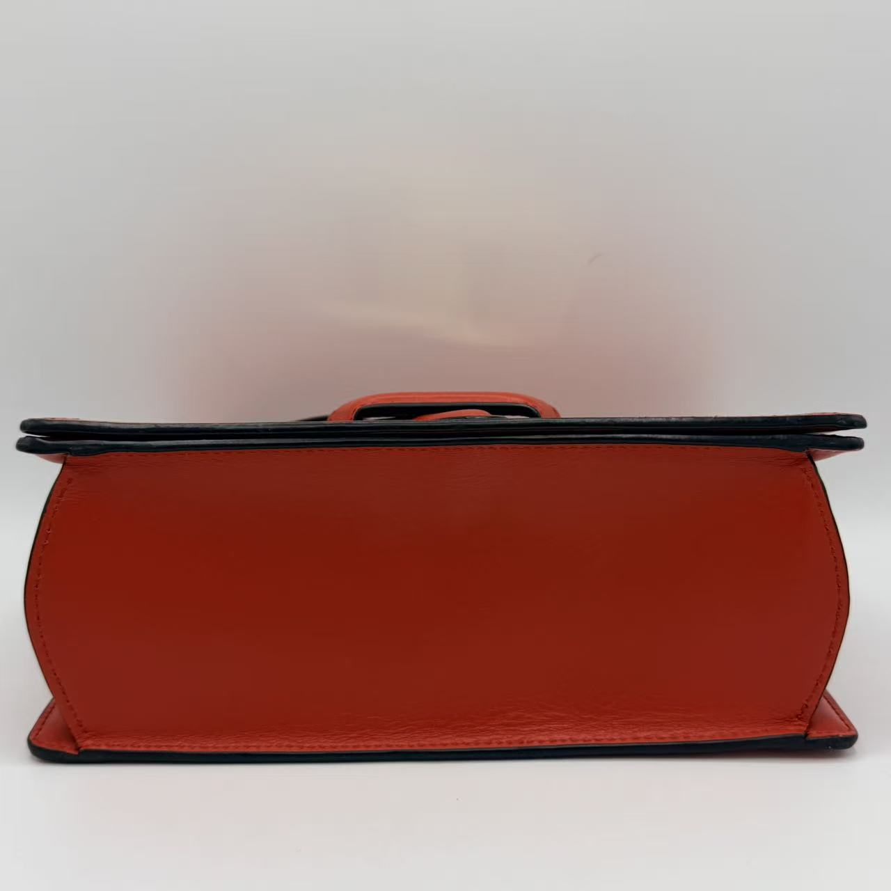 Barcelona leather knot shoulder bag