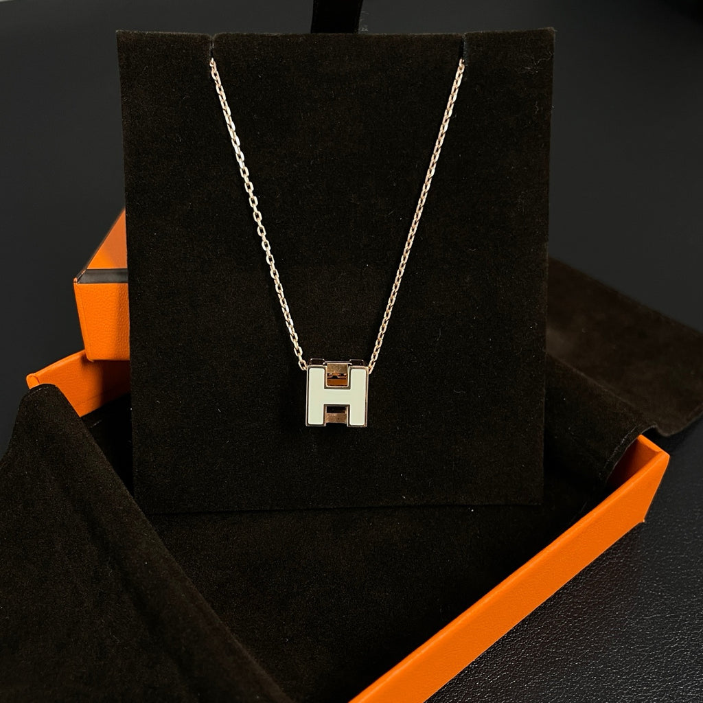Hermes Rose Gold Lacquered Cage d'H Pendant Necklace twins LDZ467