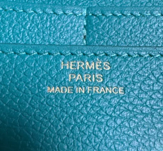Constance Wallet Tadelakt Compact W23152