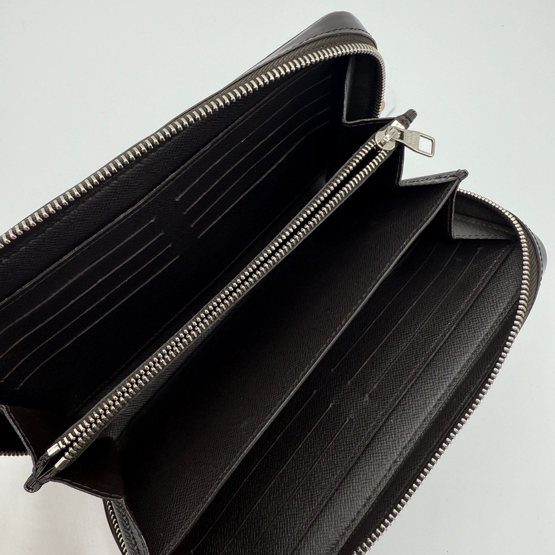 Damier Ebene Zippy XL Wallet