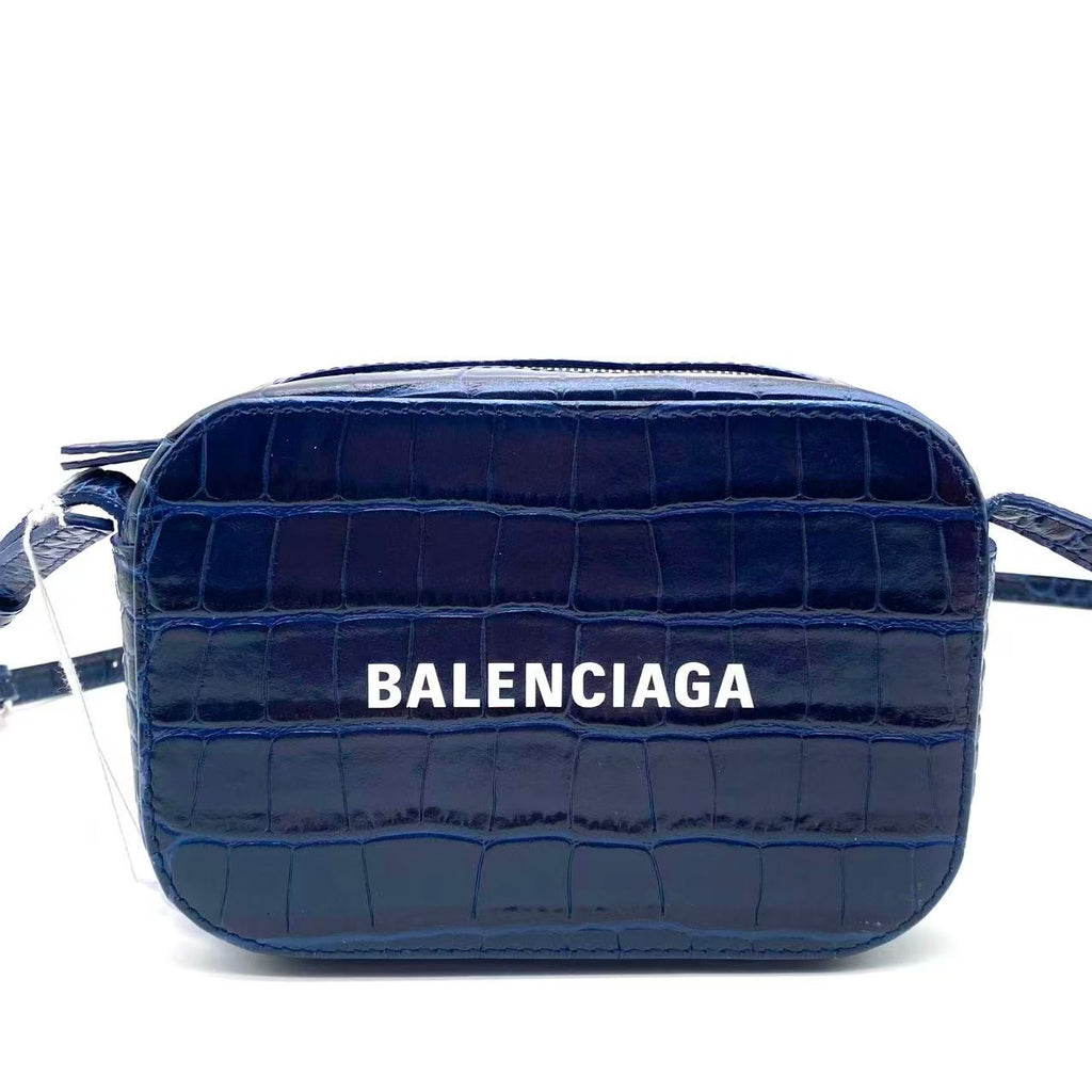 Everyday Camera Bag Crocodile Embossed Leather XS