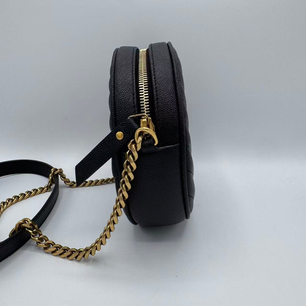 Vinyle Round Camera Bag Matelasse Chevron Leather