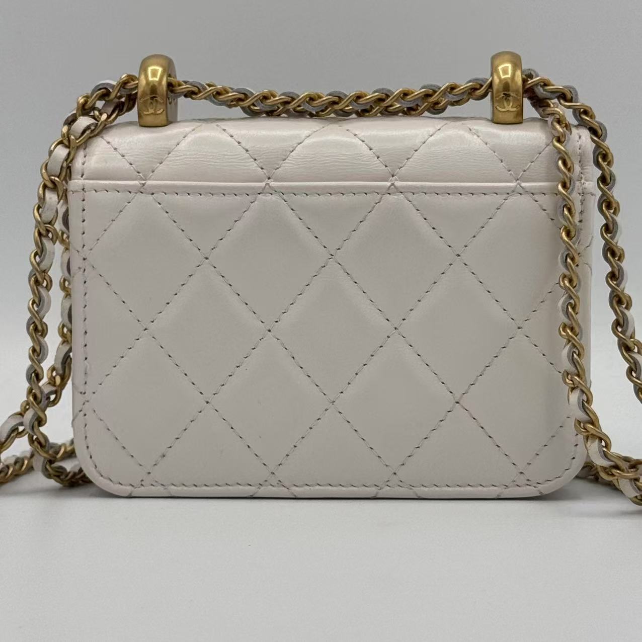 Chanel  Calfskin Quilted Perfect Fit Coin Purse With Chain White