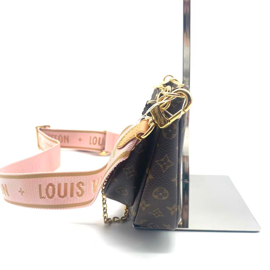 Multi Pochette Accessoires Monogram Canvas