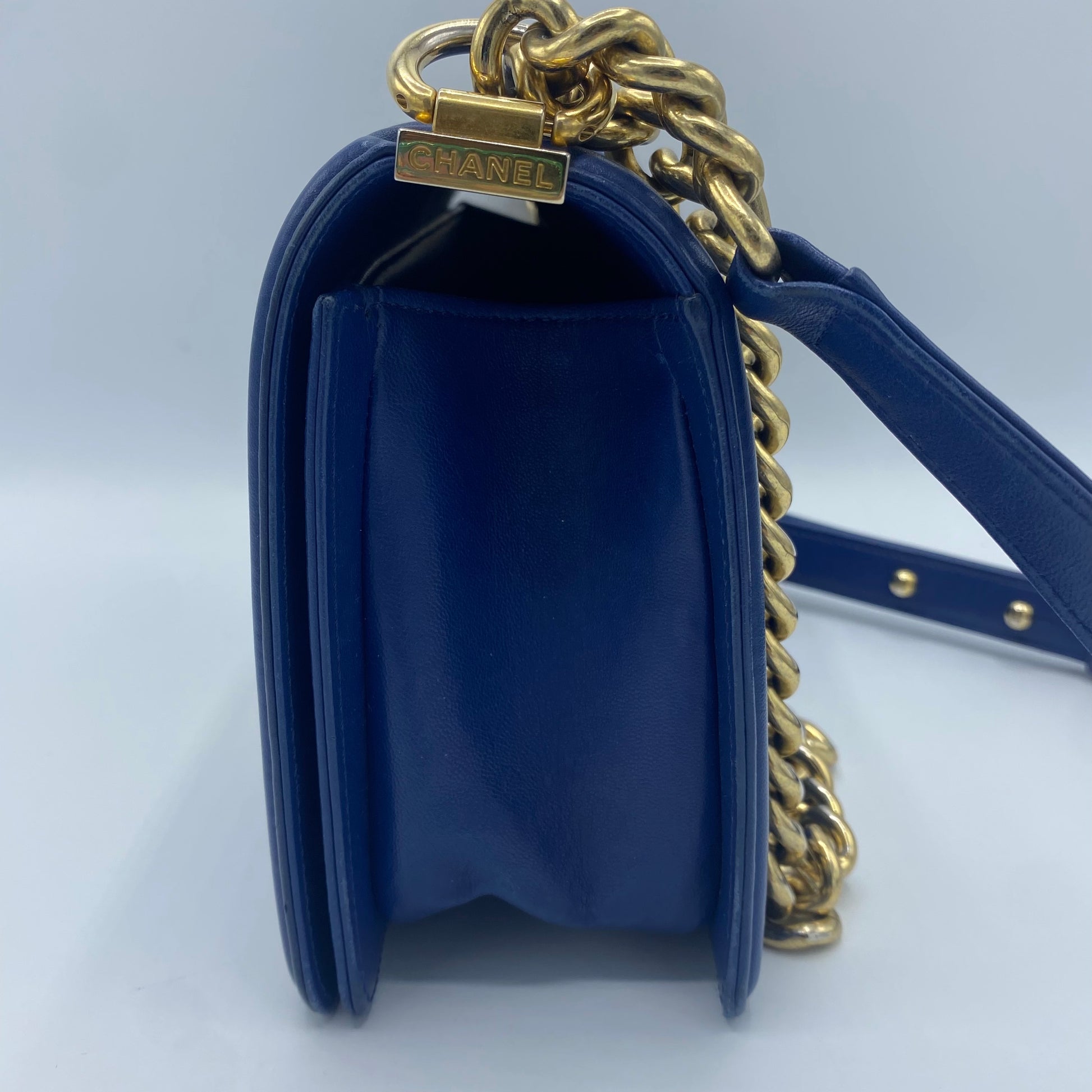 Pre-Owned CHANEL Boy Chanel
