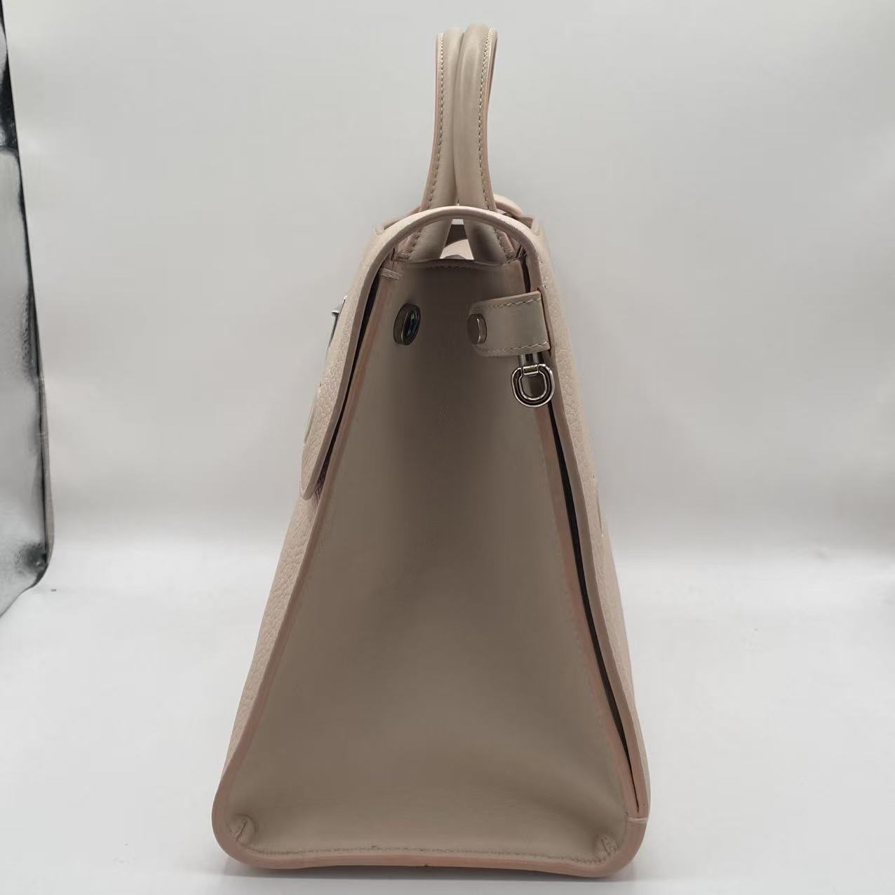 Beige Pebbled Leather Large Diorever Bag