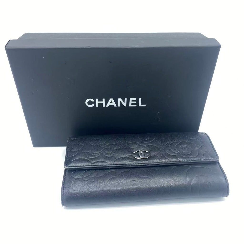 CHANEL Camellia Bifold Long Wallet Black Leather