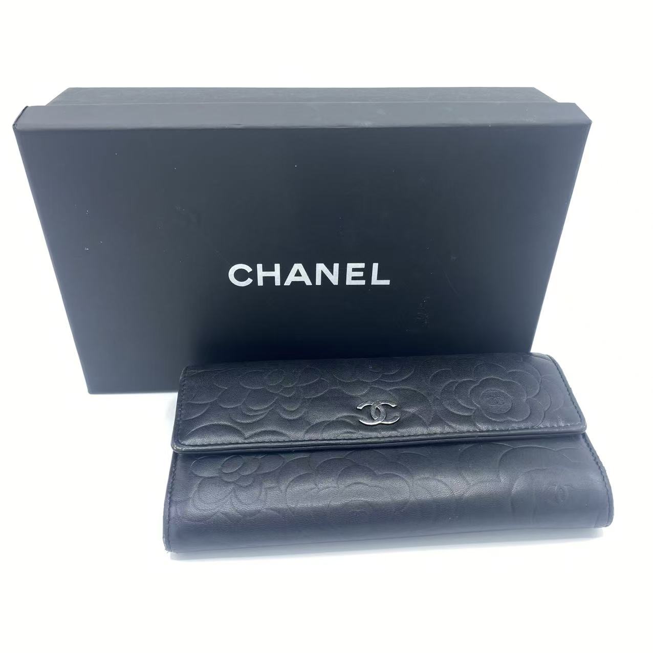 CHANEL Camellia Bifold Long Wallet Black Leather