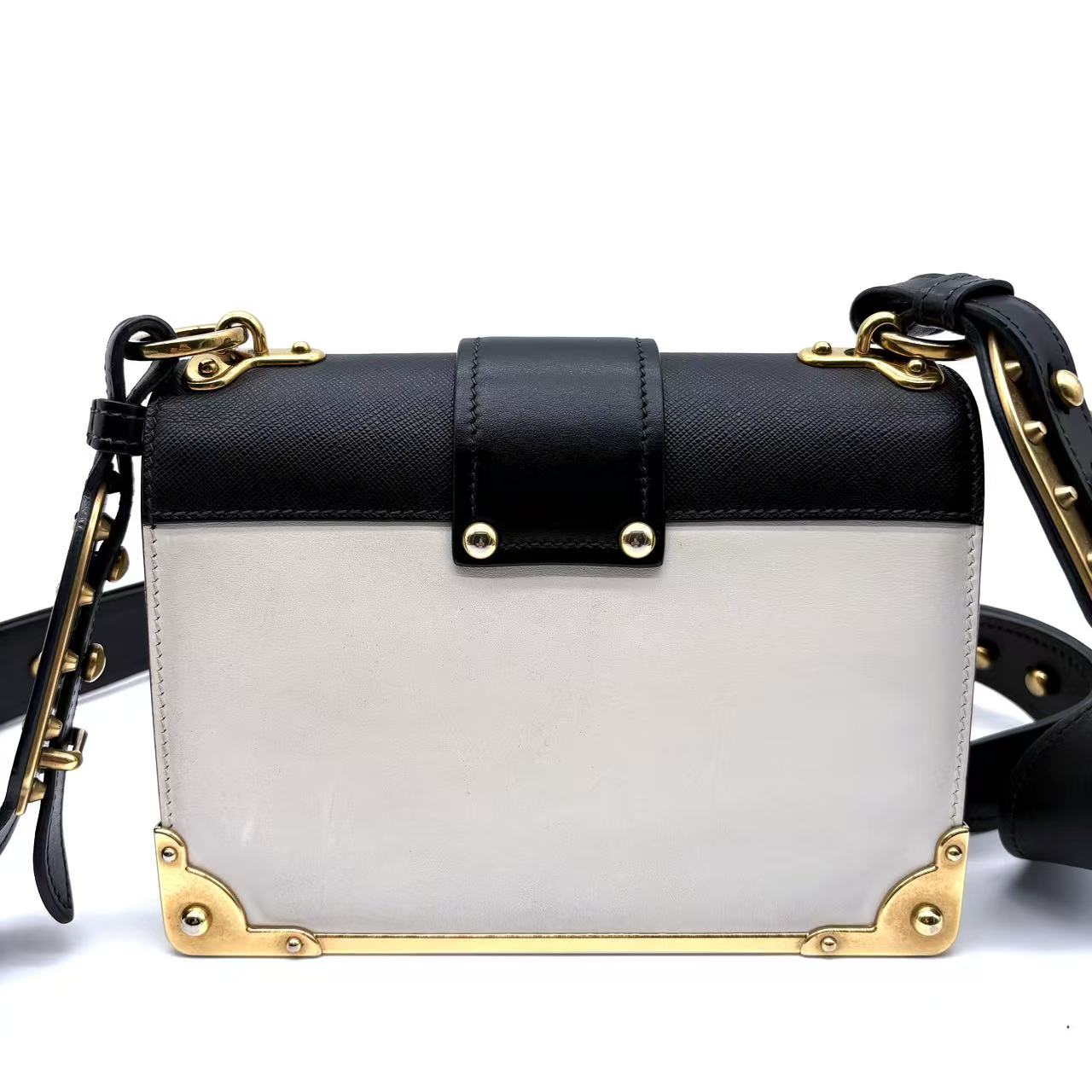 City Calf Saffiano Large Cahier Bag White Black