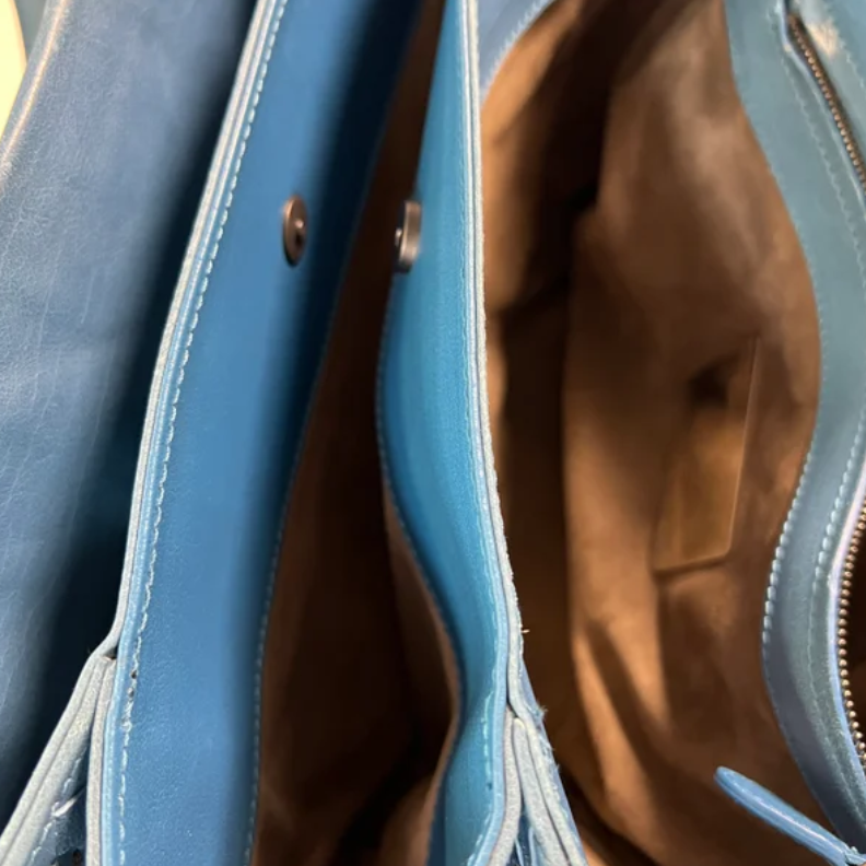 Intrecciato Medium Roma Bag B24113