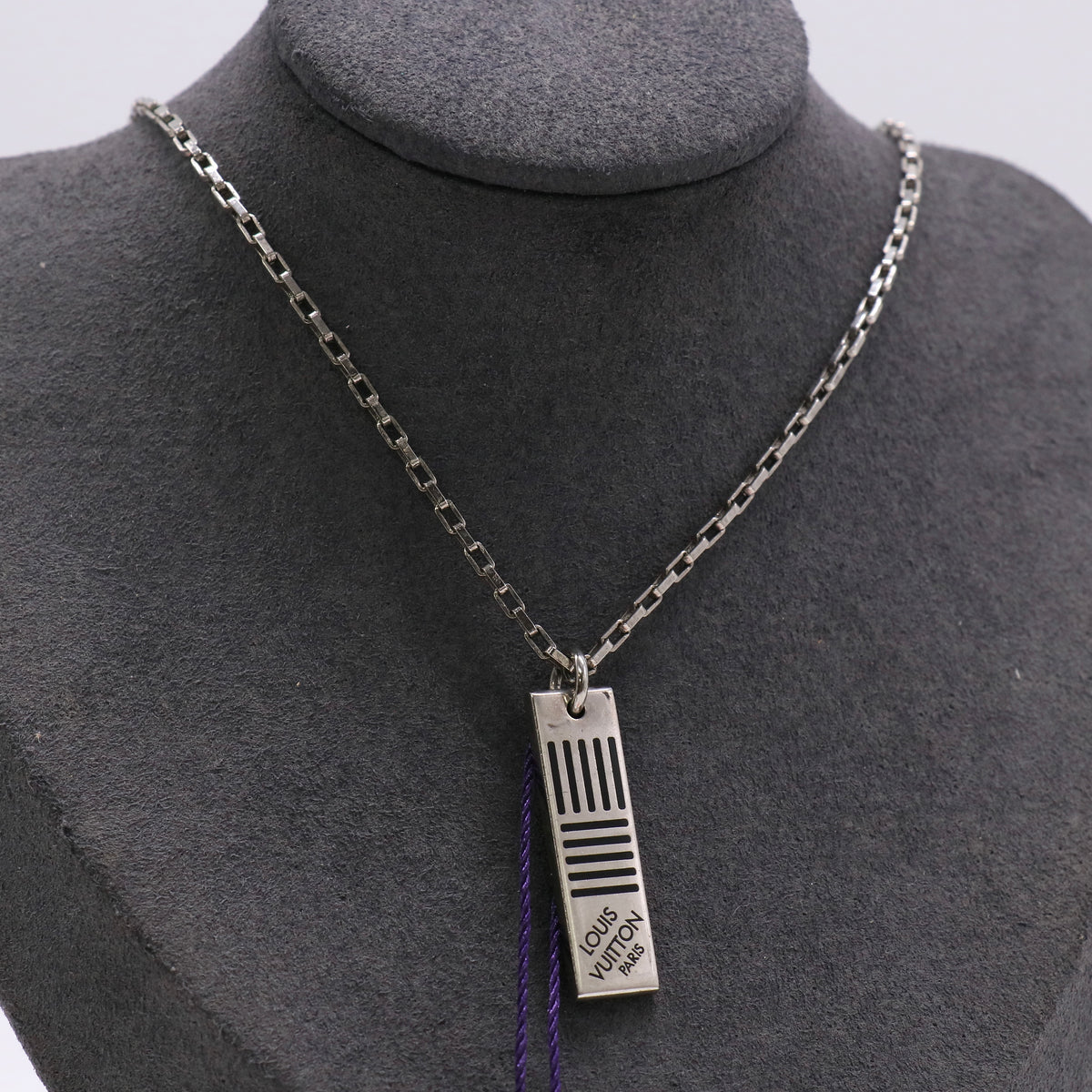 Louis Vuitton Collier Damier Colors Tag Pendant Necklace Silver Black twins LDZ1499