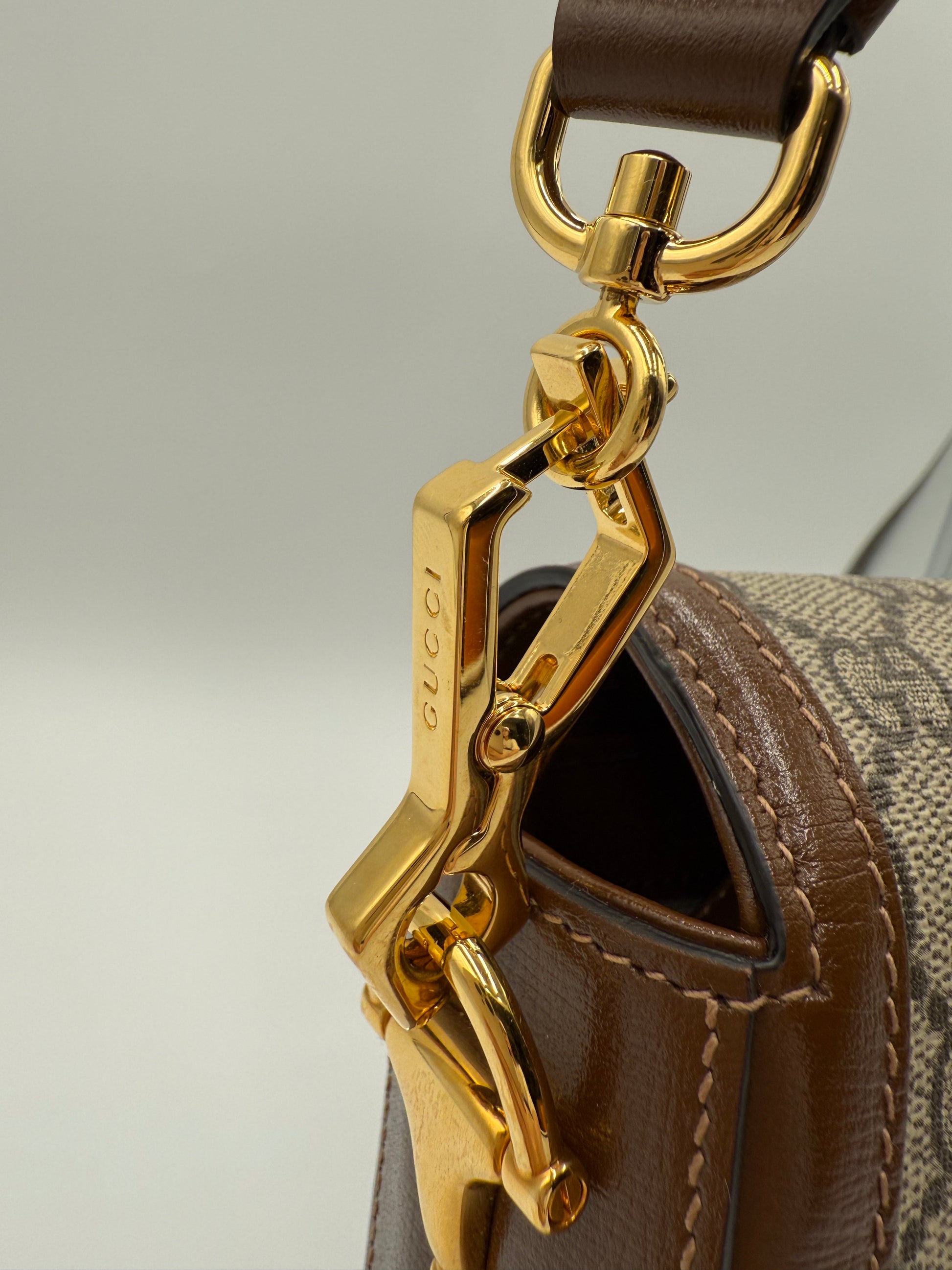 PRE-OWNED Gucci Horsebit 1955 small shoulder bag in GG Supreme canvas