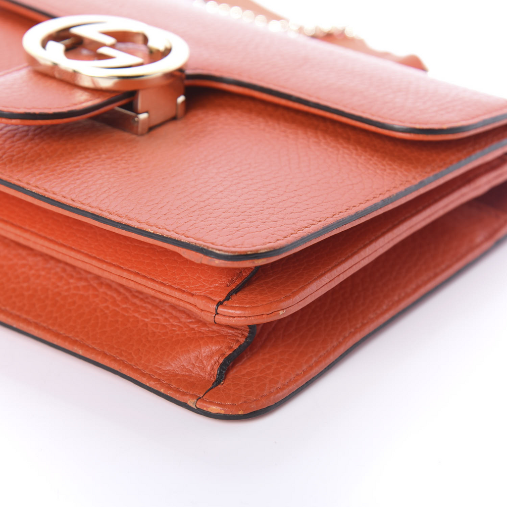 Interlocking Shoulder Bag Leather Small Twins