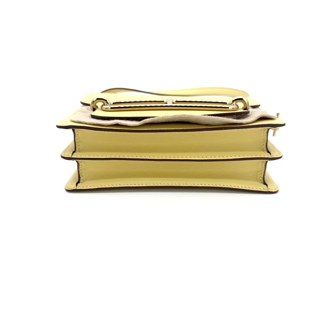 Roulis 18 Bag Swift 1Z Jaune Poussin with Gold Hardware