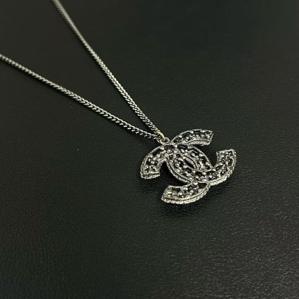 CC Crystal Logo Necklace Metal Twins LDJ4225