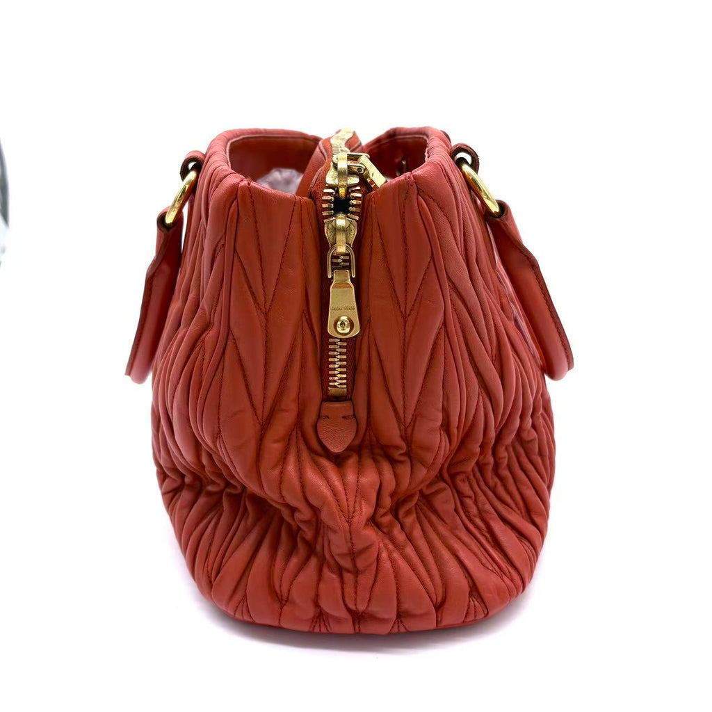 Matelasse Hand Bag Leather 2way Red Gold