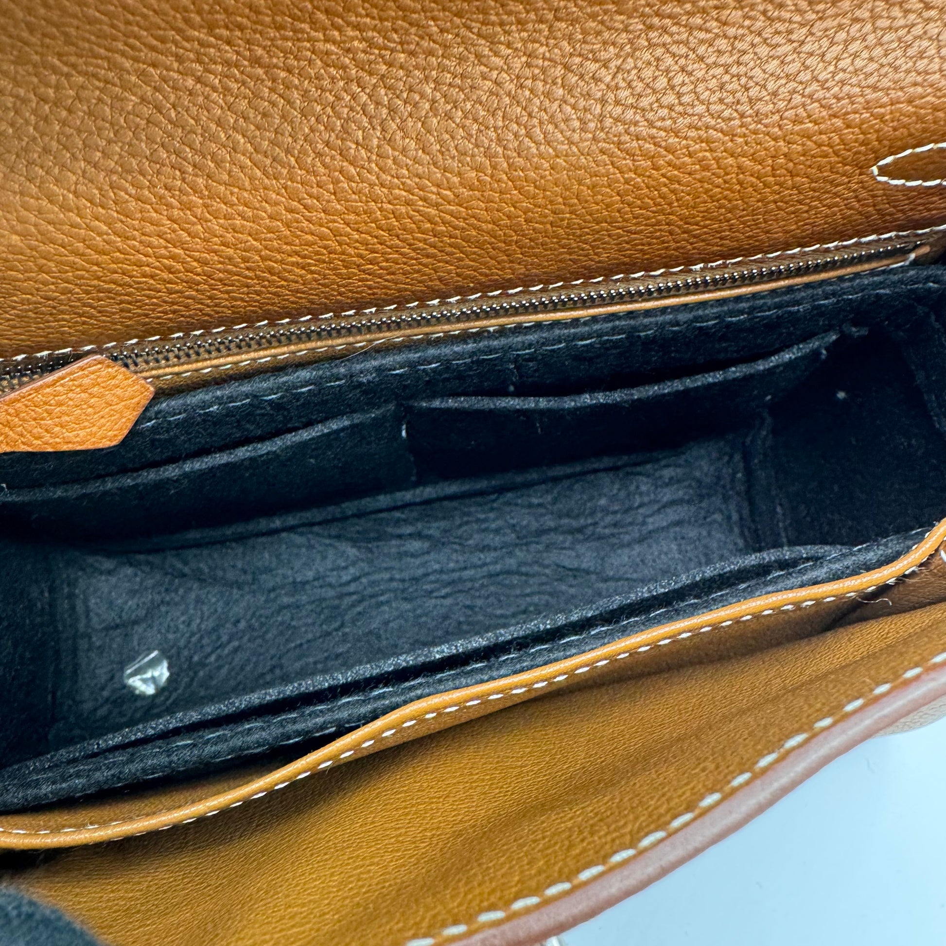 Kelly Handbag Fauve Barenia Faubourg with Palladium Hardware 25(Z Stamp Year 2021)